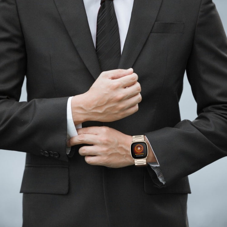 Kønt Metal Universal Rem passer til Fitbit Sense 2 / Fitbit Versa 4 - Guld#serie_2